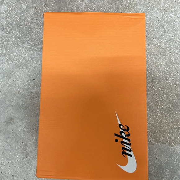 New with box - Men’s Nike Blazer Low ´77 Jumbo - DN2158 101 - Picture 8 of 8